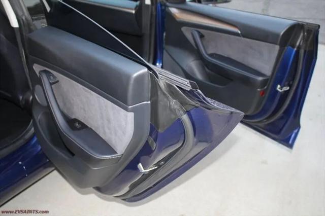 2022 Tesla Model 3 Long Range Dual Motor All-Wheel Drive