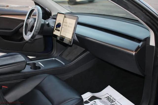 2022 Tesla Model 3 Long Range Dual Motor All-Wheel Drive