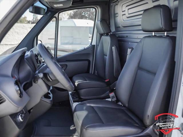 2022 Mercedes-Benz Sprinter 1500 Standard Roof I4
