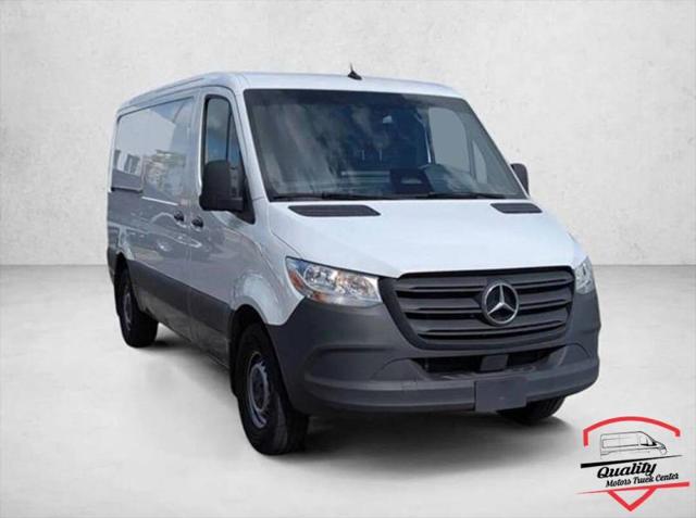 2022 Mercedes-Benz Sprinter 1500 Standard Roof I4 for sale in Miami, FL