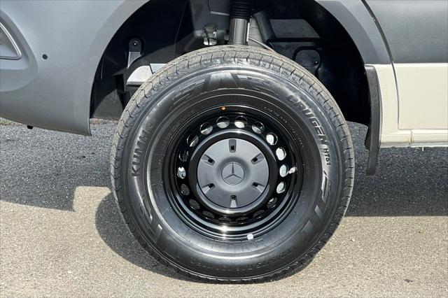 2026 Mercedes-Benz Sprinter 2500 Standard Roof 4-Cyl Diesel HO