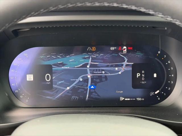 2026 Volvo XC40 Core, B5 AWD Gas (mild hybrid), Dark