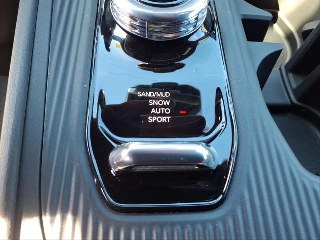 2026 Jeep Cherokee Laredo 4x4