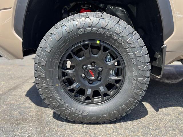 2026 Toyota Tundra SR5 CrewMax 5.5' Bed