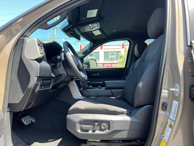2026 Toyota Tundra SR5 CrewMax 5.5' Bed