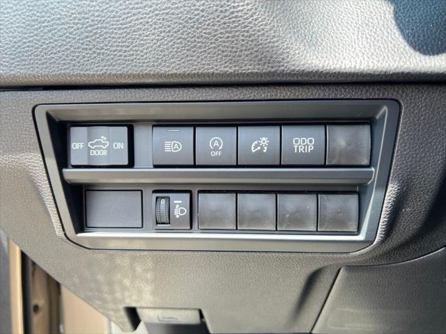2026 Toyota Tundra SR5 CrewMax 5.5' Bed