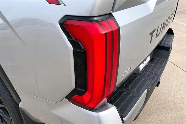 2026 Toyota Tundra SR5 CrewMax 5.5' Bed