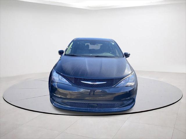 2026 Chrysler Voyager VOYAGER LX