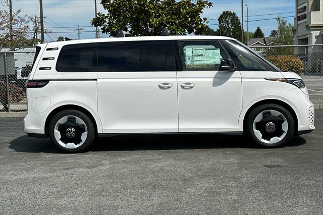 2025 Volkswagen ID. Buzz Pro S 4D Passenger Van