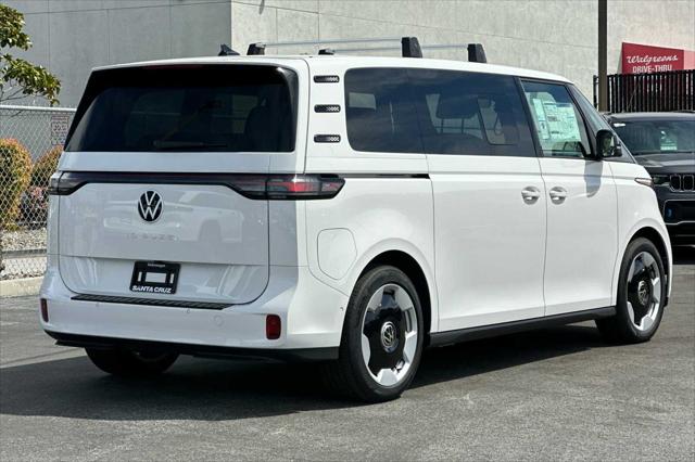 2025 Volkswagen ID. Buzz Pro S 4D Passenger Van