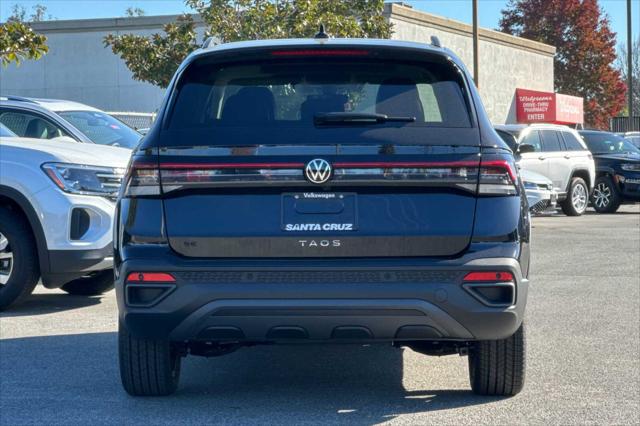2026 Volkswagen Taos SE Black