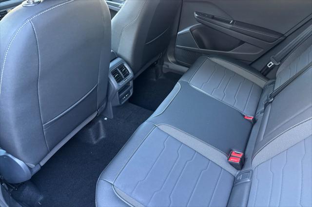 2026 Volkswagen Taos SE Black