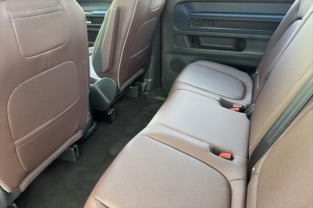 2025 Volkswagen ID. Buzz Pro S Plus