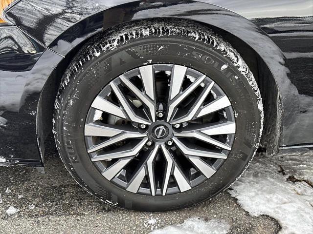 2024 Nissan Altima SV FWD [12]