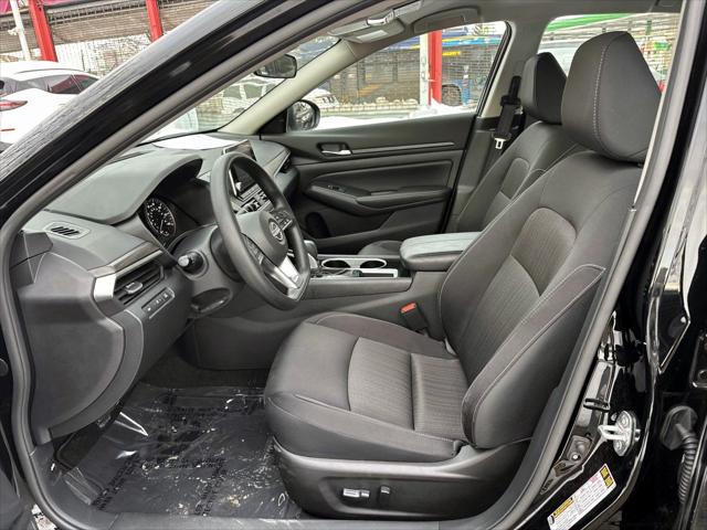 2024 Nissan Altima SV FWD [15]