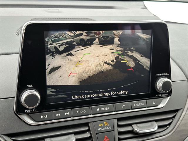 2024 Nissan Altima SV FWD [24]