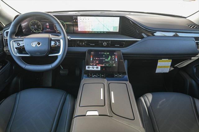2026 INFINITI QX80 LUXE