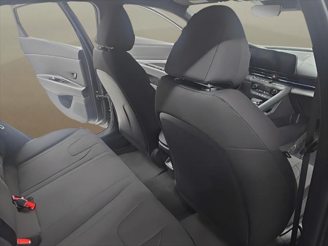 2026 Hyundai Elantra Hybrid SEL Sport