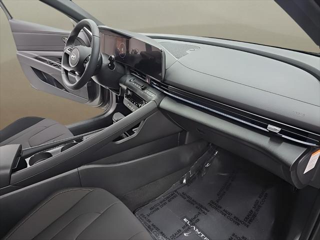 2026 Hyundai Elantra Hybrid SEL Sport