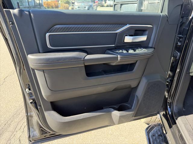 2026 Ram 2500 Big Horn Crew Cab 4x4 64 Box