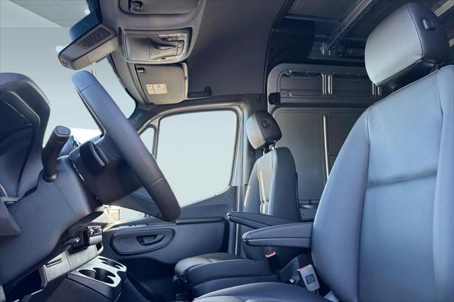 2026 Mercedes-Benz Sprinter 2500 Standard Roof 4-Cyl Diesel HO