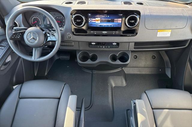 2026 Mercedes-Benz Sprinter 2500 Standard Roof 4-Cyl Diesel HO