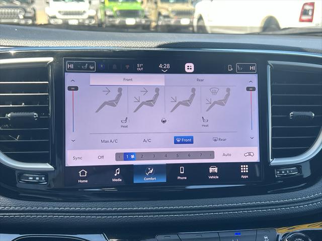 2026 Chrysler Pacifica Select AWD