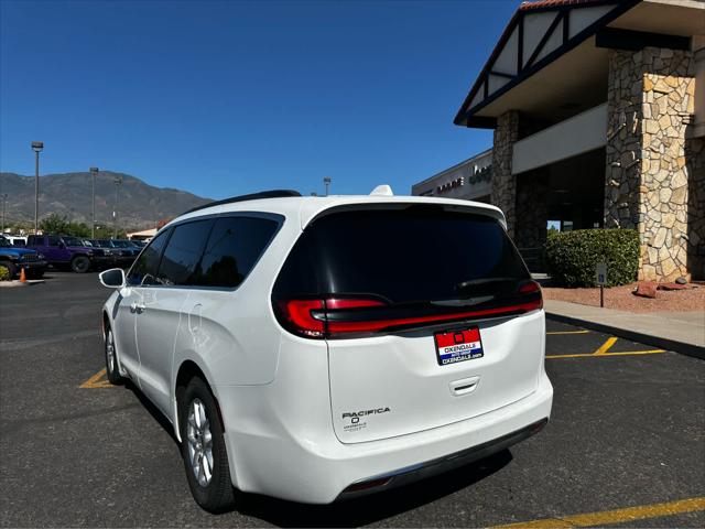2022 Chrysler Pacifica Touring L