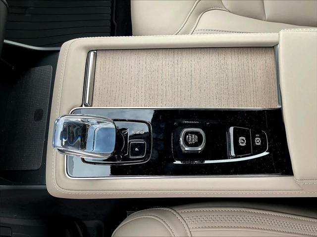 2026 Volvo XC90 Plus, B6 AWD Gas (mild hybrid), Gasoline, Bright, 7 Seats