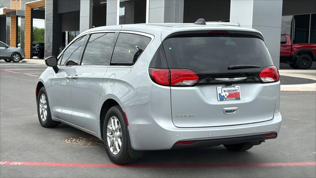 2026 Chrysler Voyager VOYAGER LX