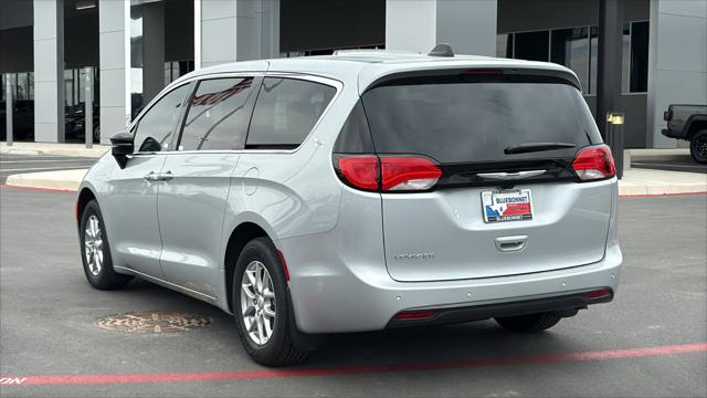 2026 Chrysler Voyager VOYAGER LX
