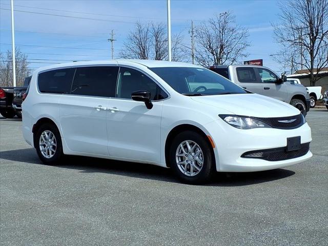 2026 Chrysler Voyager VOYAGER LX