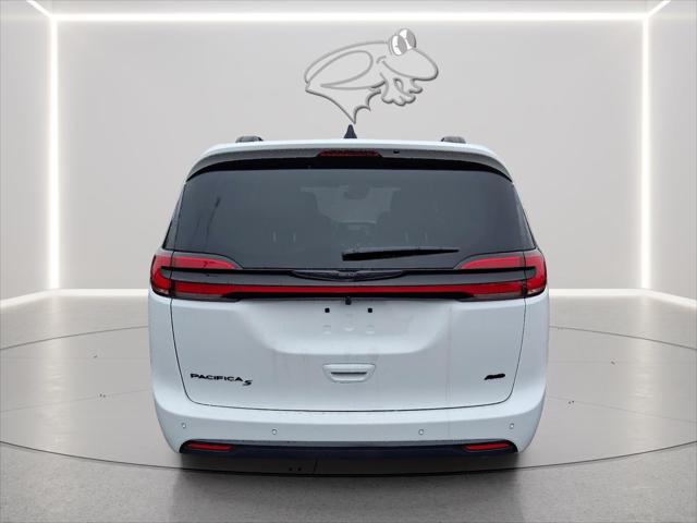 2026 Chrysler Pacifica PACIFICA SELECT AWD