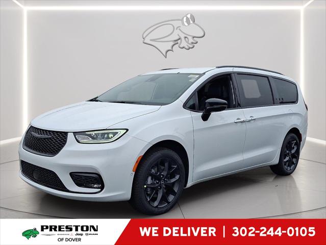 2026 Chrysler Pacifica PACIFICA SELECT AWD