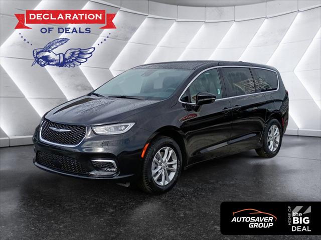 2026 Chrysler Pacifica PACIFICA SELECT AWD