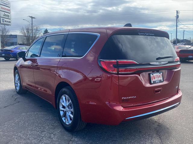 2026 Chrysler Pacifica PACIFICA SELECT AWD