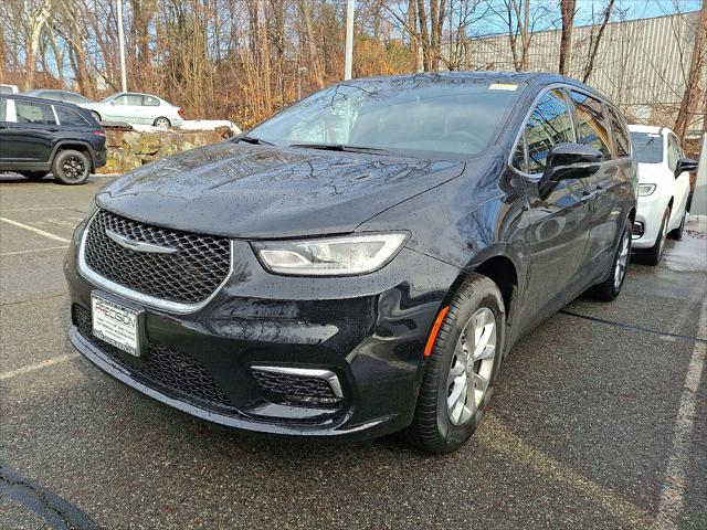 2026 Chrysler Pacifica PACIFICA SELECT AWD