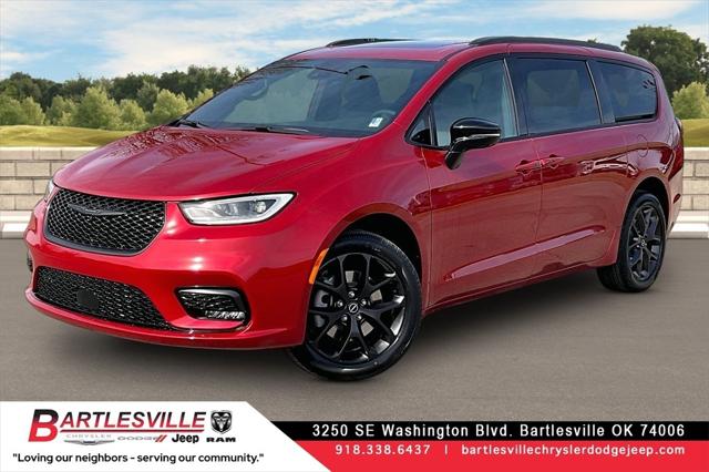 2026 Chrysler Pacifica PACIFICA SELECT AWD