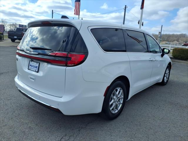 2026 Chrysler Pacifica PACIFICA SELECT