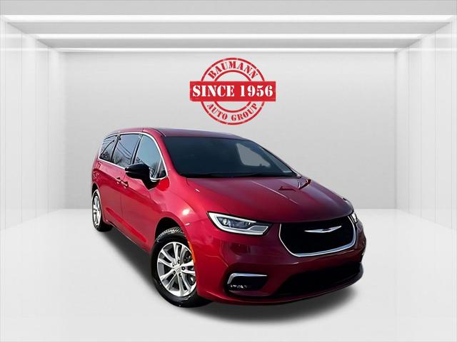 2026 Chrysler Pacifica PACIFICA SELECT AWD