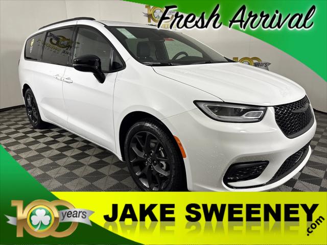 2026 Chrysler Pacifica PACIFICA SELECT 2026 Chrysler Pacifica PACIFICA SELECT