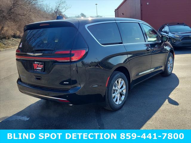 2026 Chrysler Pacifica PACIFICA SELECT AWD