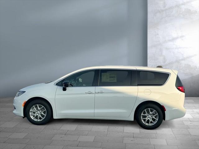 2026 Chrysler Voyager VOYAGER LX