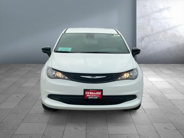 2026 Chrysler Voyager VOYAGER LX