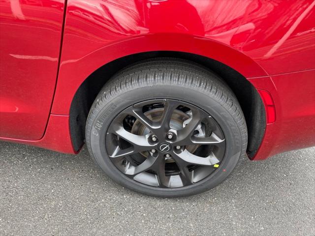 2026 Chrysler Pacifica Select AWD