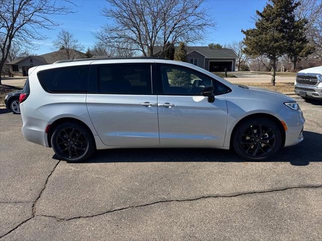 2026 Chrysler Pacifica PACIFICA LIMITED