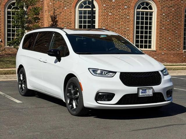 2026 Chrysler Pacifica PACIFICA SELECT