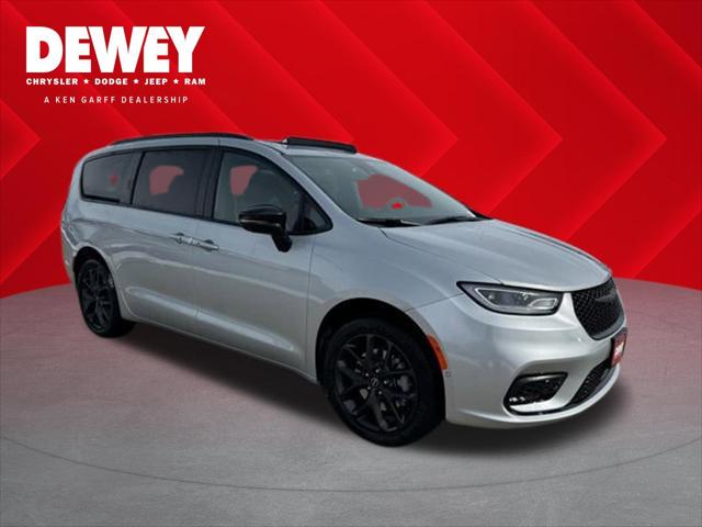 2026 Chrysler Pacifica PACIFICA LIMITED AWD
