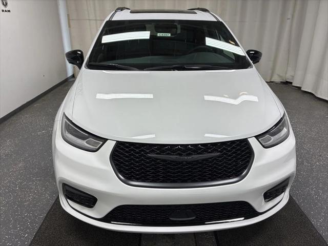 2026 Chrysler Pacifica PACIFICA LIMITED AWD