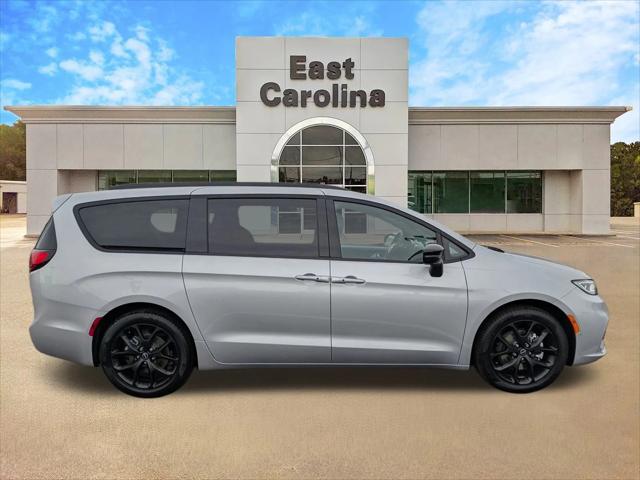 2026 Chrysler Pacifica PACIFICA LIMITED 2026 Chrysler Pacifica PACIFICA LIMITED